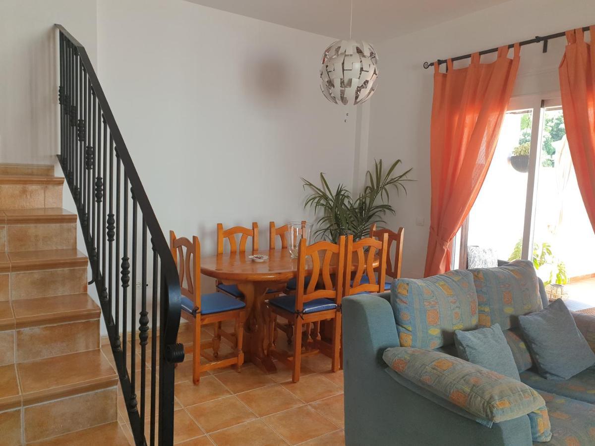 Villa Riu Tolox Exterior foto